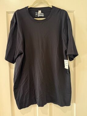 Z by Zella men’s black workout short sleeve shirt top sweat resistant